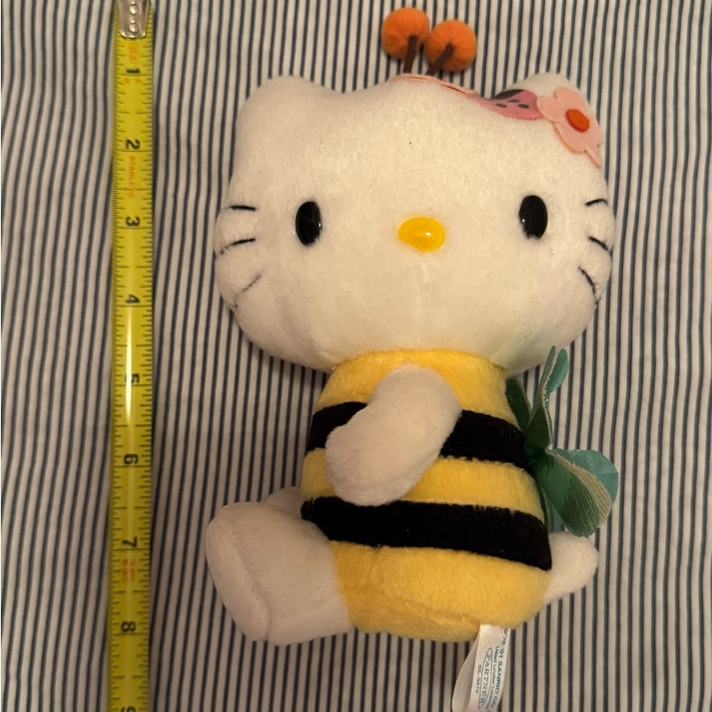 Bumblebee Hello Kitty plush